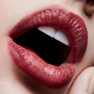 MAC Satin Lipstick 💄